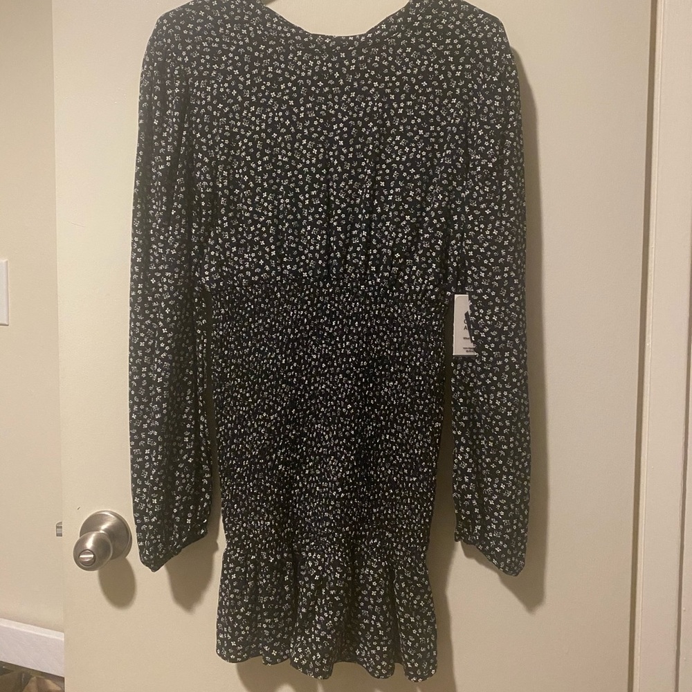 Rouched, long sleeve MINI dress.